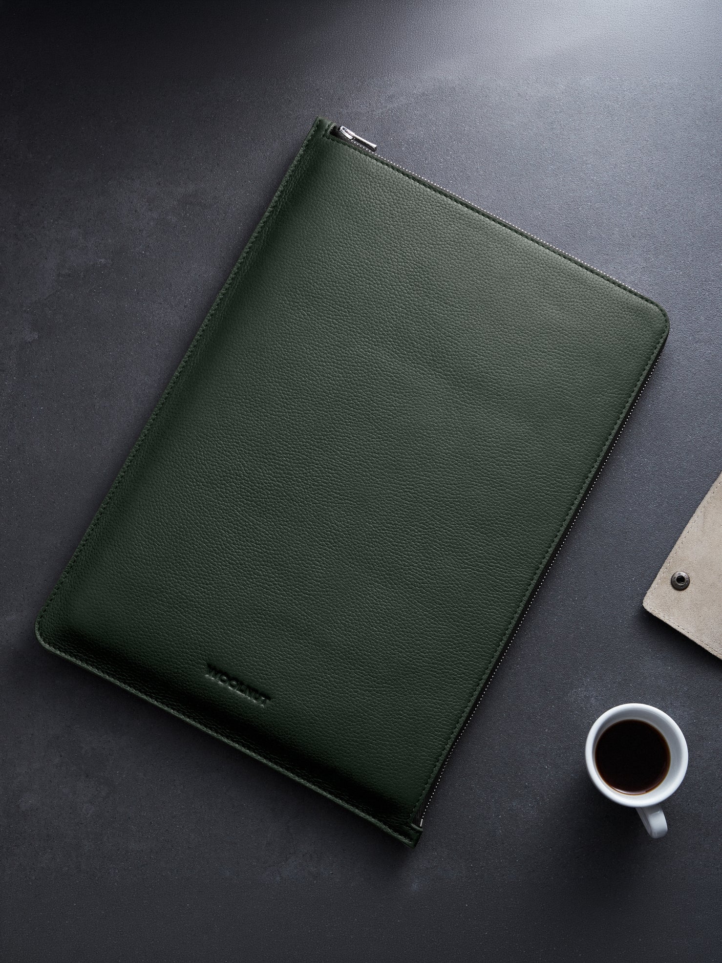 Woolnut Leather Folio for 15" MacBook - Green
