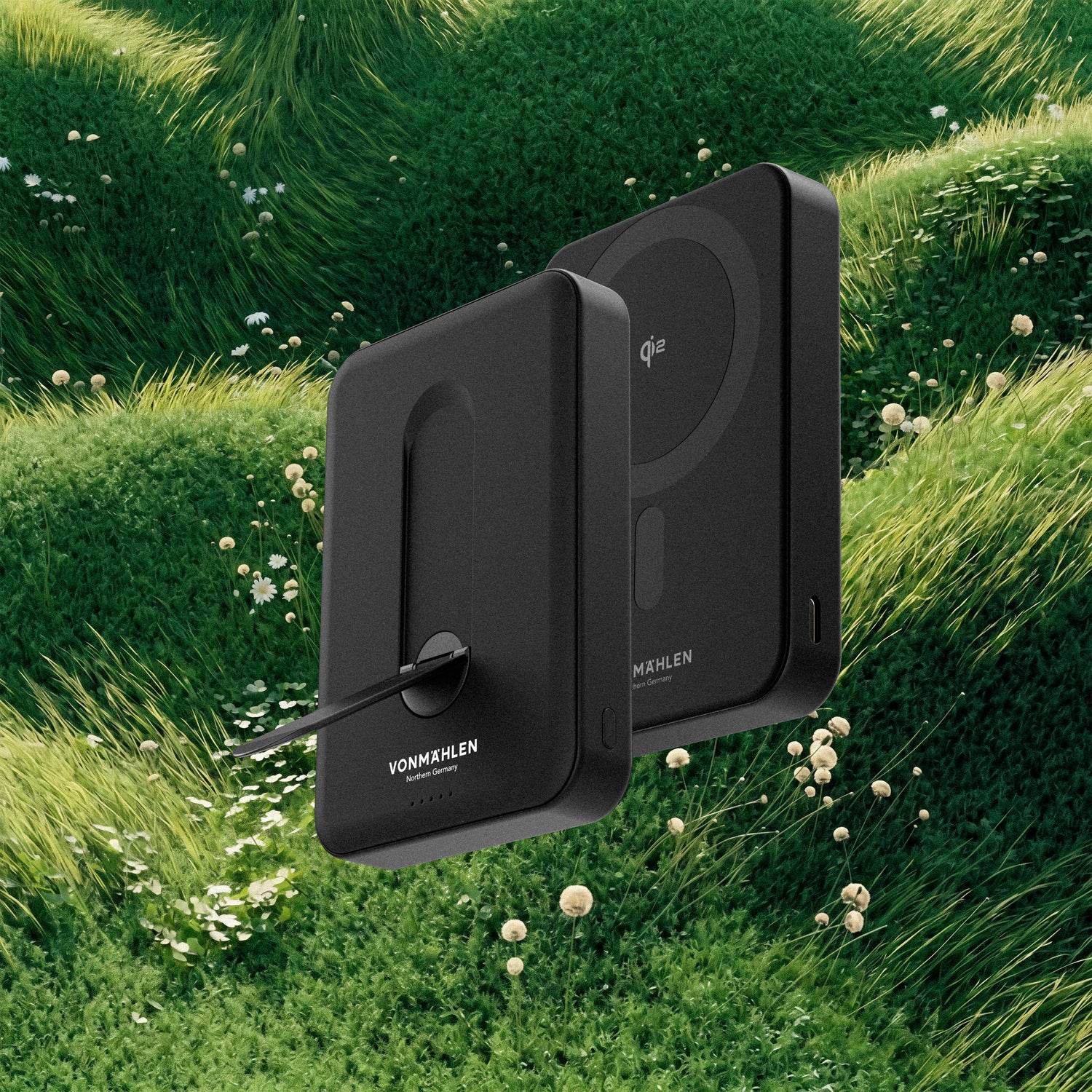 Vonmahlen Evergreen Mag Pro 10000 mAh Power Bank with Kickstand - Black
