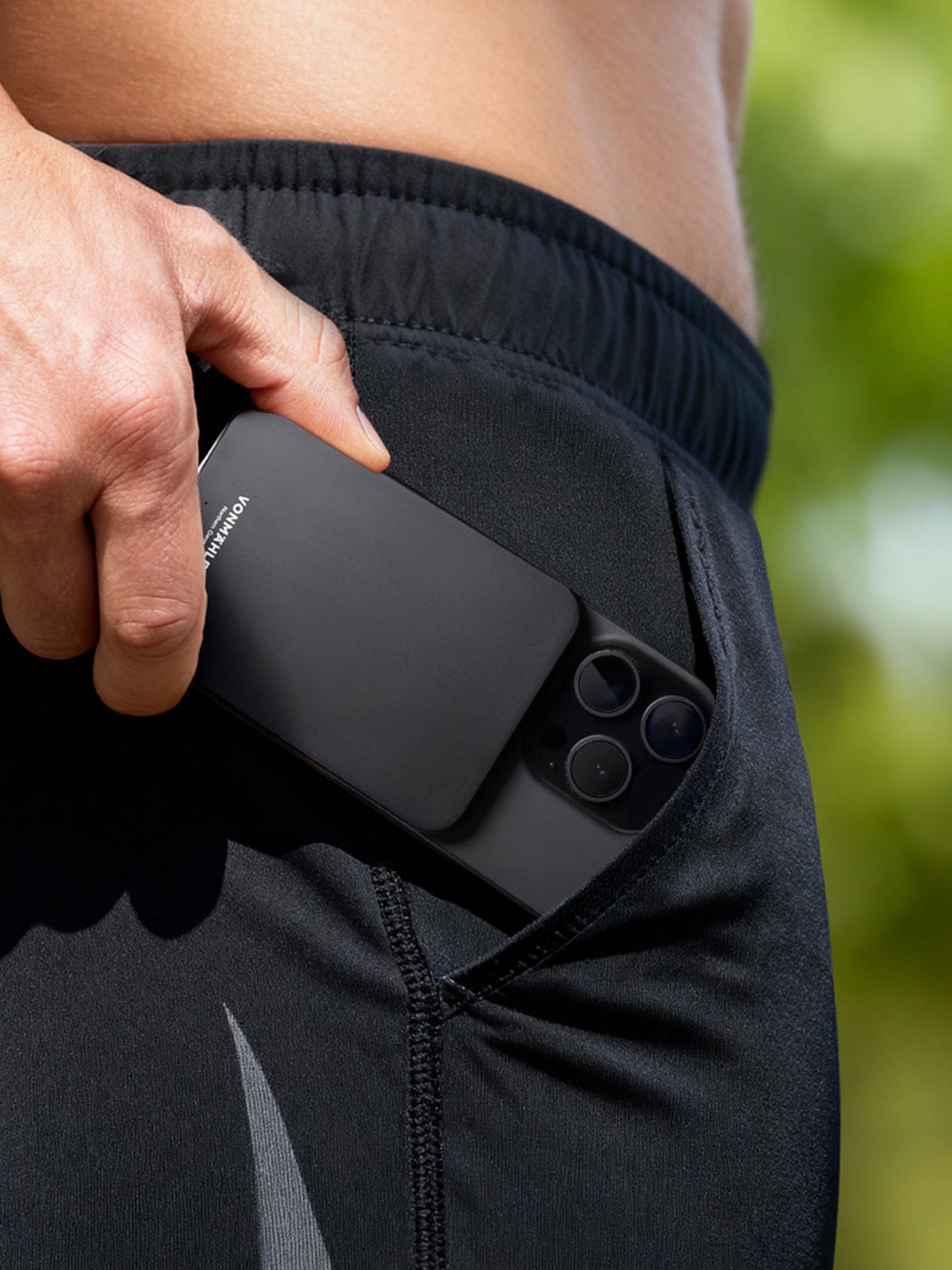 Vonmahlen Evergreen Mag 7.5W - 3,000 mAh Power Bank - Black